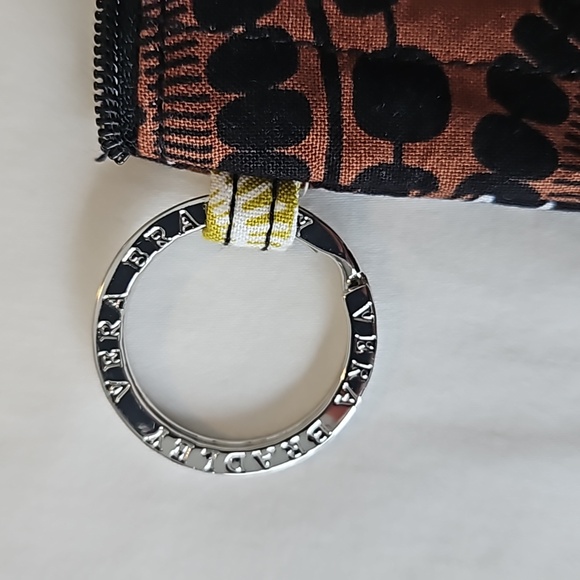 Vera Bradley ID coin purse keychain - Picture 2 of 8
